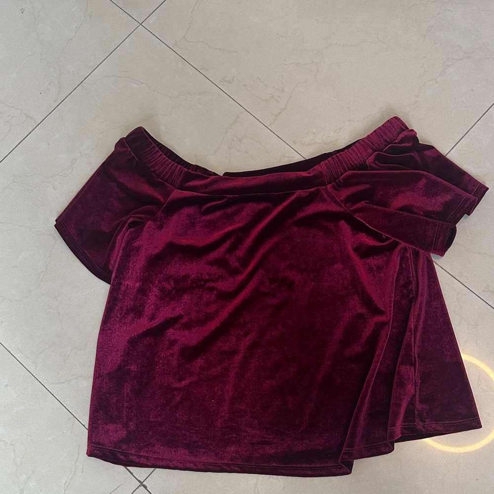 Velvet Off-Shoulder Top in Burgundy